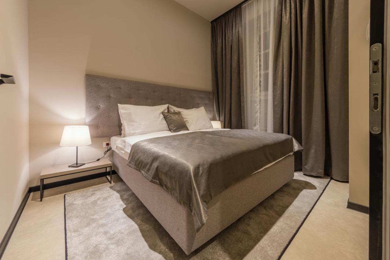 Апартаменти Dezman Luxury Center Загреб Екстер'єр фото