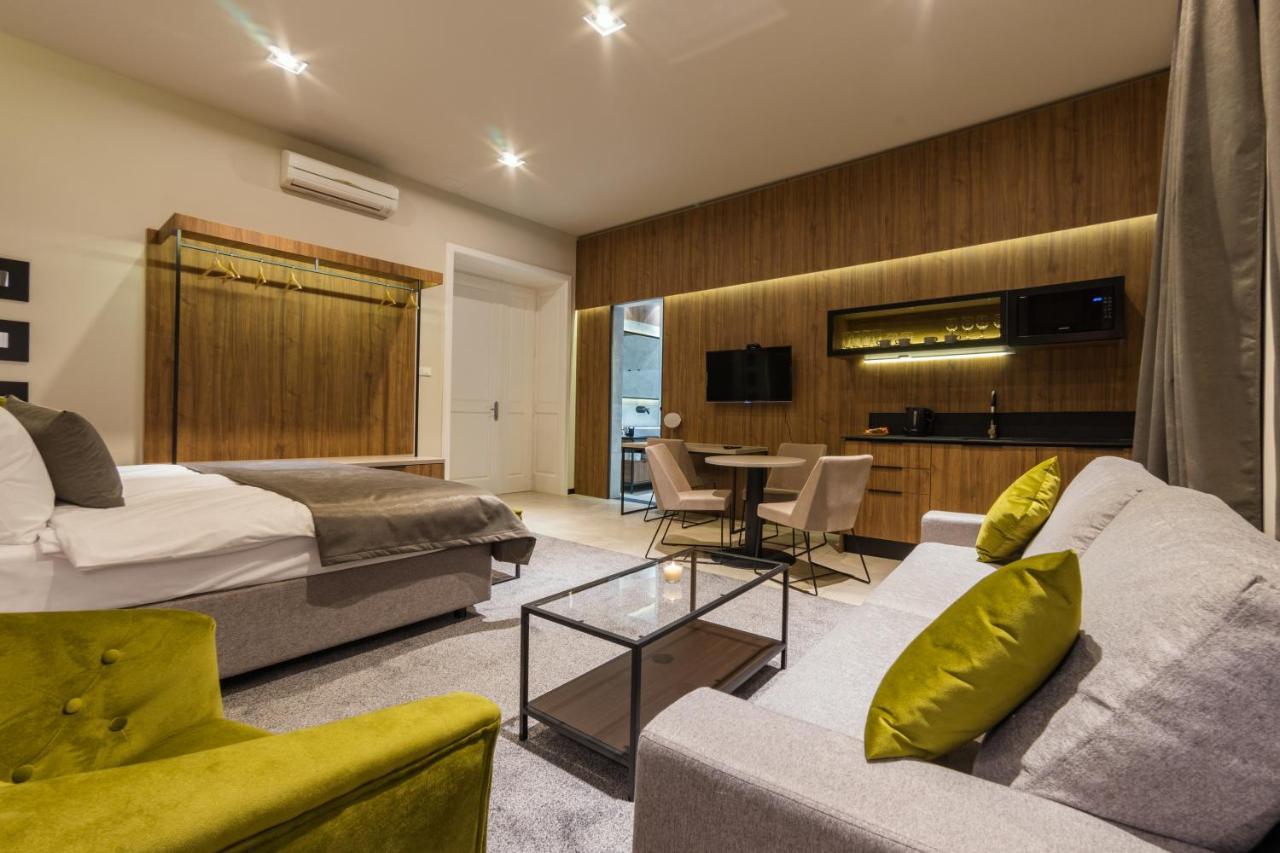 Апартаменти Dezman Luxury Center Загреб Екстер'єр фото