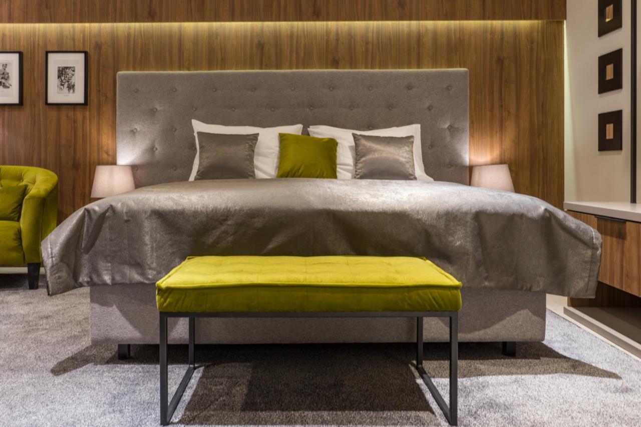 Апартаменти Dezman Luxury Center Загреб Екстер'єр фото